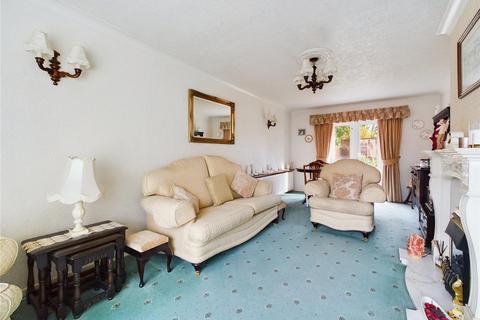 3 bedroom semi-detached house for sale, Trimpley Drive, Kidderminster, Worcestershire