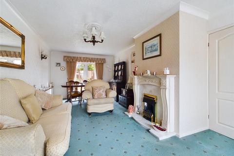 3 bedroom semi-detached house for sale, Trimpley Drive, Kidderminster, Worcestershire