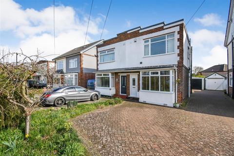 2 bedroom semi-detached house for sale, St. Margarets Avenue, Cottingham