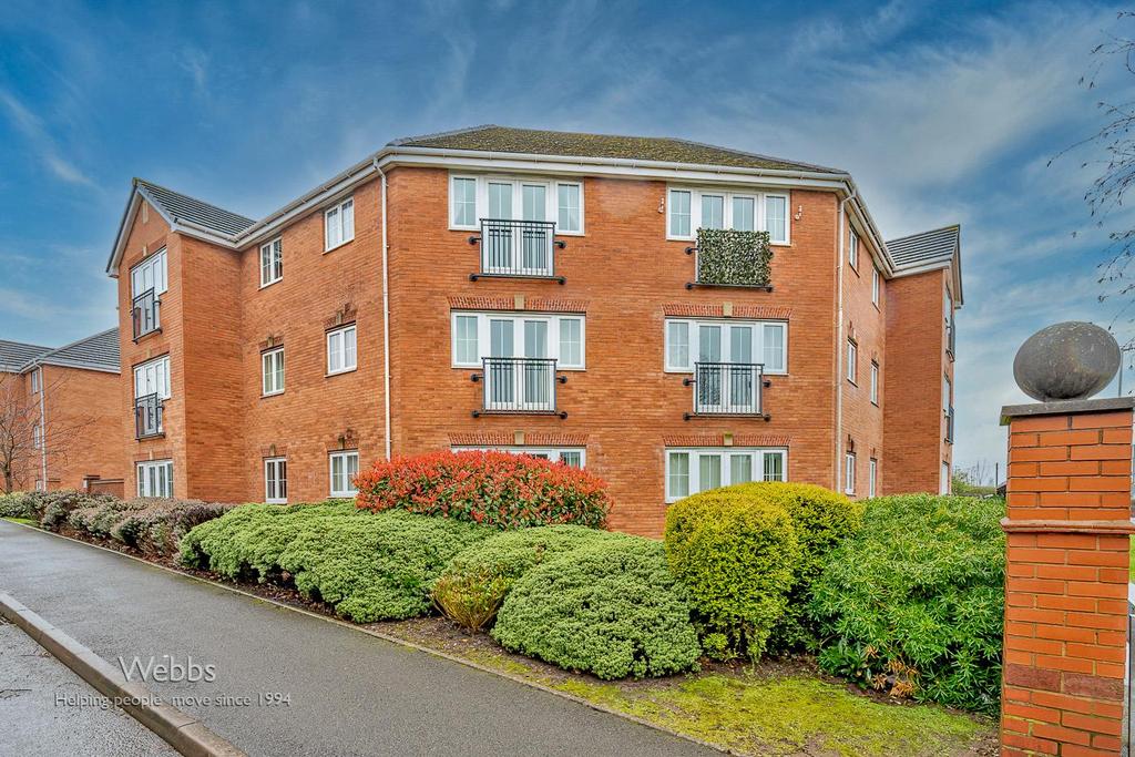 Squires Grove, Willenhall WV12 2 bed flat for sale £125,000