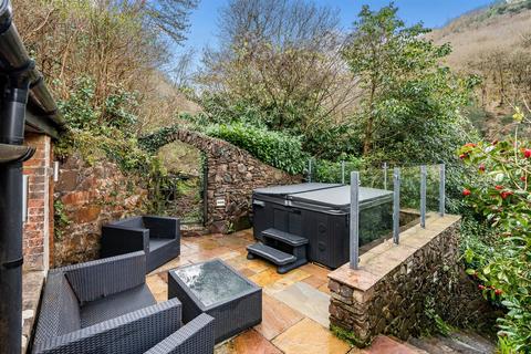 Glen Lodge Hawkcombe, Porlock, Minehead, TA24 8LN