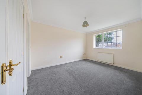 6 Broadgate Close, Braunton, EX33 2EX