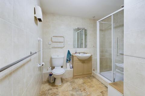 1 bedroom flat for sale, Millfield Court, Crawley RH11