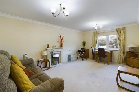 1 bedroom flat for sale, Millfield Court, Crawley RH11