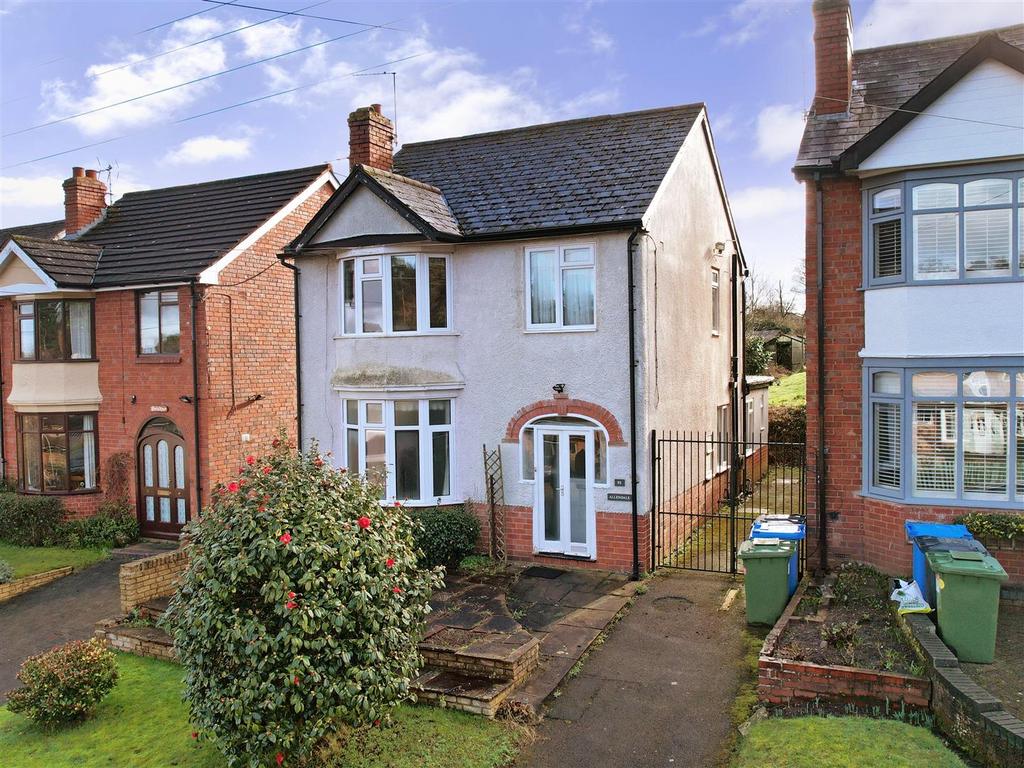 Meddins Lane, Kinver, Stourbridge 3 bed detached house for sale £385,000