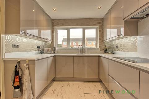 3 Elmton View, Creswell, Worksop, S80 4PG