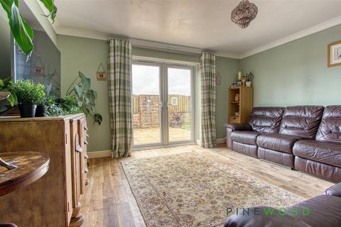3 Elmton View, Creswell, Worksop, S80 4PG