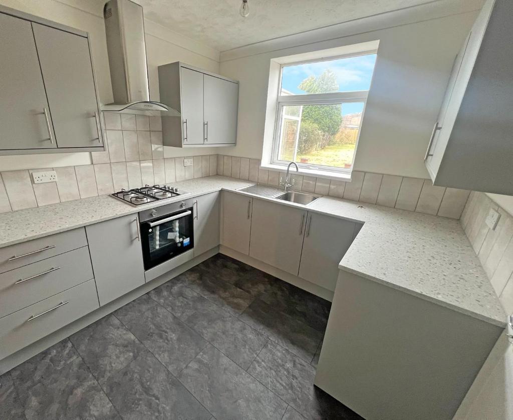 Kitchen1.jpg