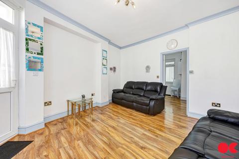 4 bedroom end of terrace house for sale, Greyhound Road, London N17