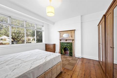 3 bedroom house for sale, Bushey Road, Raynes Park, SW20