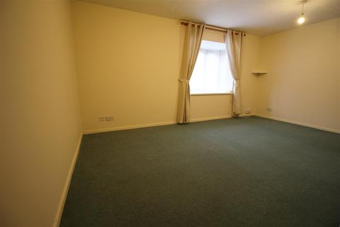 Studio for sale, Maunsell Park, Crawley RH10