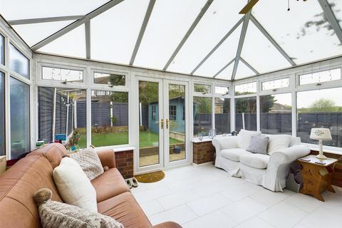 9 Tintern Road, Crawley, RH11 8NG