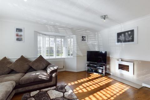 18 Benjamin Road, Maidenbower, Crawley, RH10 7QY