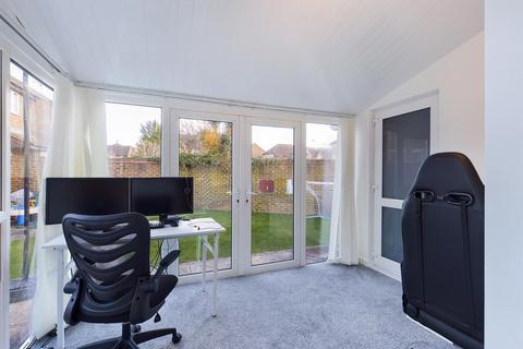 18 Benjamin Road, Maidenbower, Crawley, RH10 7QY