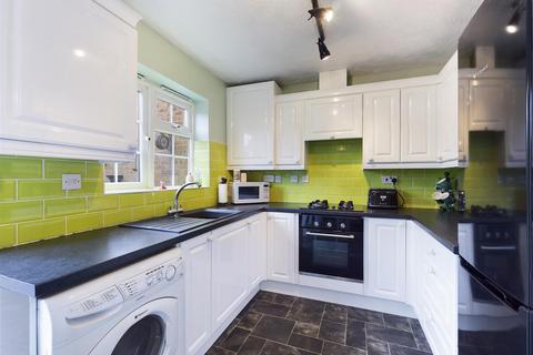 3 Barber Close, Maidenbower, Crawley, RH10 7LU