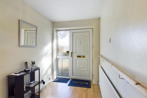 1 Wenlock Close, Crawley, RH11 8NH