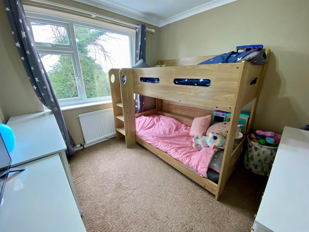 Cheviot way 11 bed 3.jpg