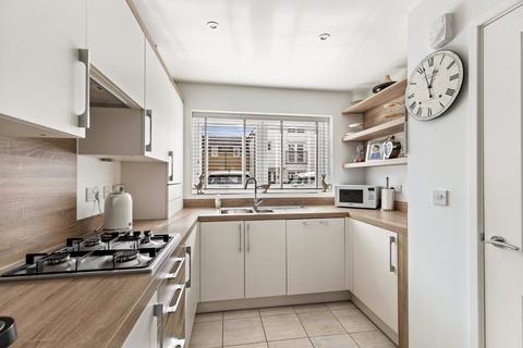 22 Trinity Drive, Folkestone, CT19 5UU