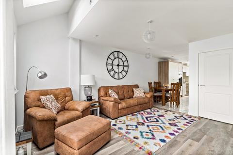 22 Trinity Drive, Folkestone, CT19 5UU