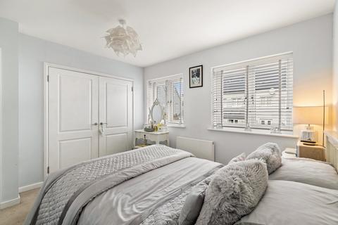 22 Trinity Drive, Folkestone, CT19 5UU