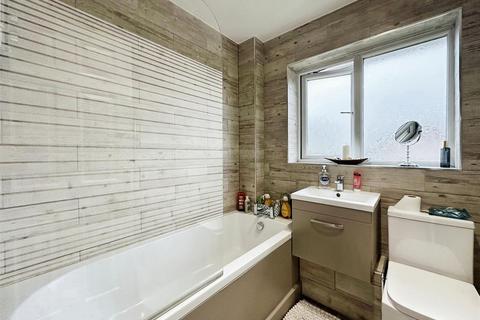 1 Larch Drive, Thorngumbald, Hull, HU12 9LE