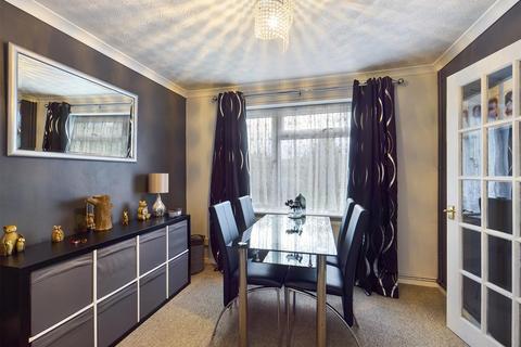 54 Barrington Road, Crawley, RH10 6DB