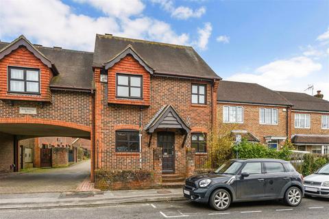 3 bedroom semi-detached house for sale, King George Avenue, Petersfield, Hampshire