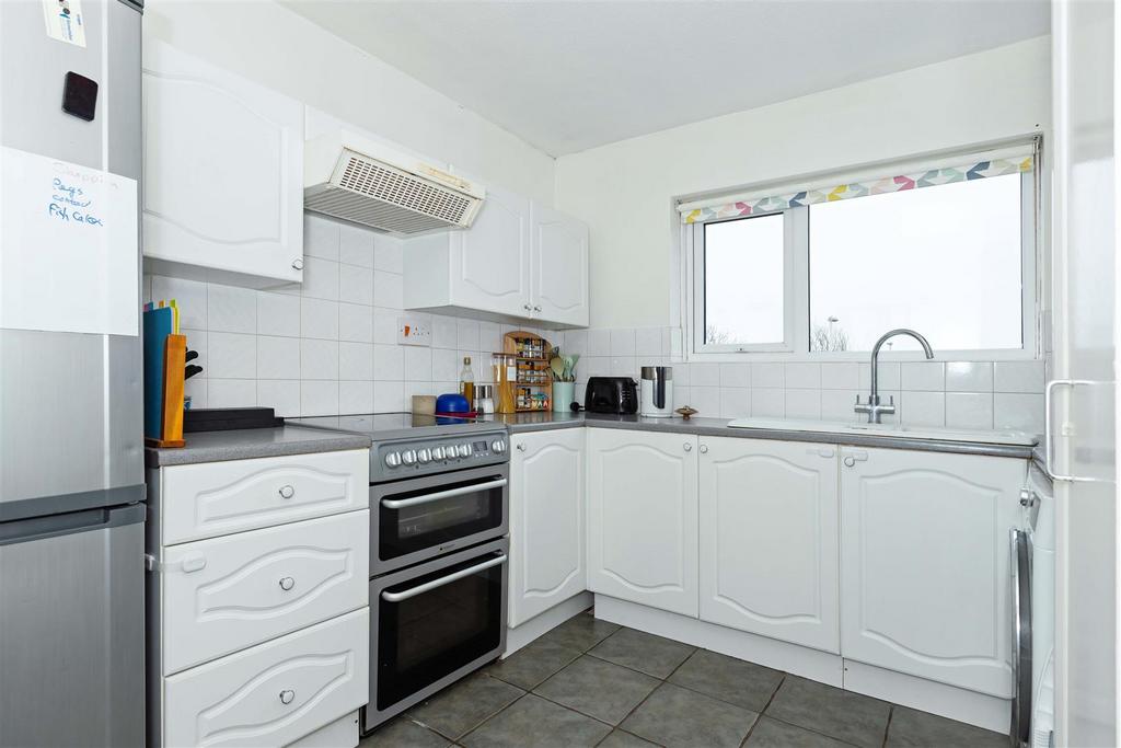 Willow court 12.JPG