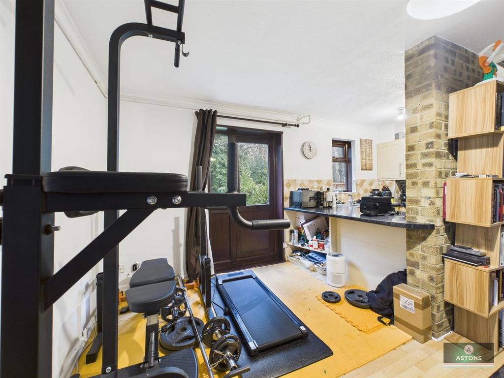 CAM02067 G0-PR0163-STILL002.jpg
