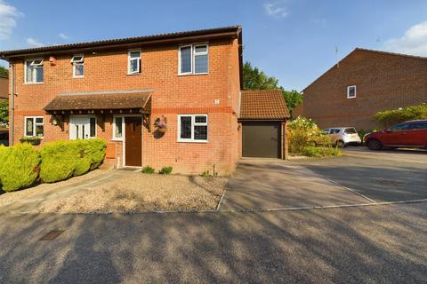 3 bedroom semi-detached house for sale, Palmer Road, Crawley RH10