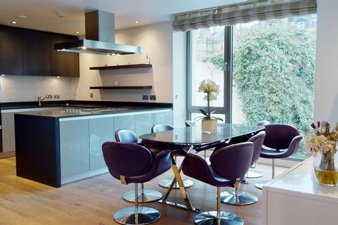 3 bedroom flat for sale, Montrose House, Montrose Place, Belgravia SW1X