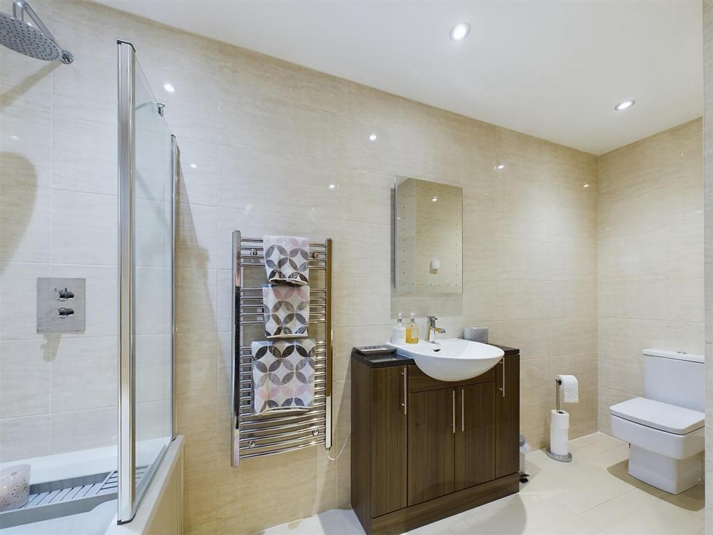 Bath 2.jpg