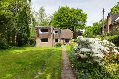 4 bedroom detached house for sale, Copthorne Road, Copthorne RH10