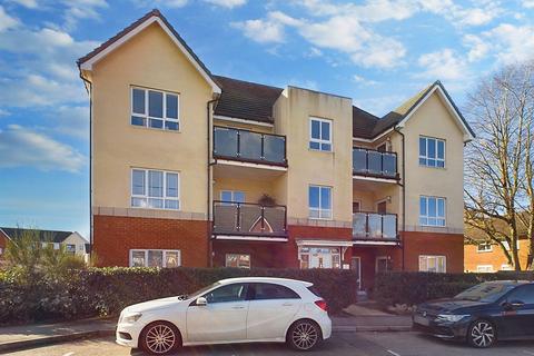 8 Bedivere Road, Crawley, RH11 0FY