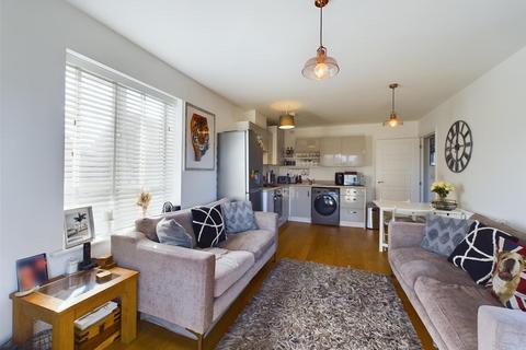 8 Bedivere Road, Crawley, RH11 0FY