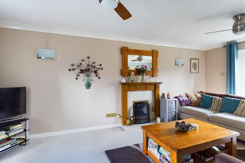 5 Baldwin Close, Maidenbower, Crawley, RH10 7JA