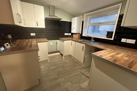 5 Gwendraeth Town, Kidwelly, SA17 4UB