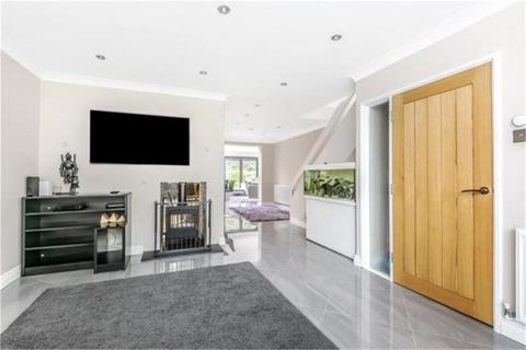 10 Speldhurst Close, Bromley, BR2 9DT