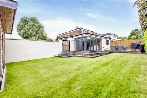 10 Speldhurst Close, Bromley, BR2 9DT