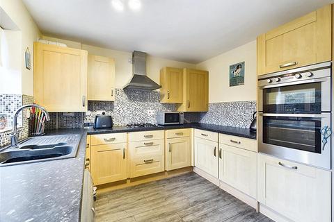 15 Crofters Close, Stourbridge, DY8 1NU