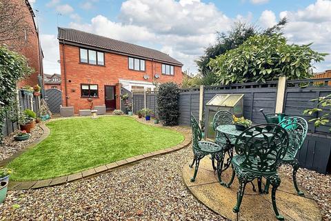 15 Crofters Close, Stourbridge, DY8 1NU