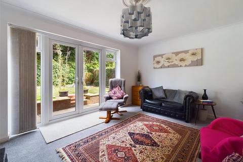 6 Clent Road, Stourbridge, DY8 4LN