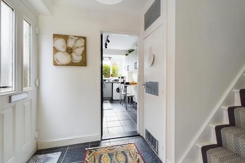 6 Clent Road, Stourbridge, DY8 4LN