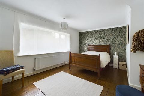 6 Clent Road, Stourbridge, DY8 4LN