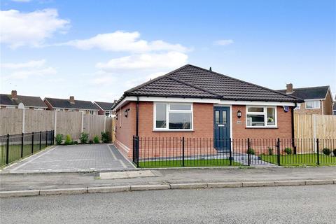 25a Burrows Road, Kingswinford, DY6 8LS
