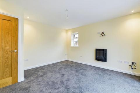 25a Burrows Road, Kingswinford, DY6 8LS