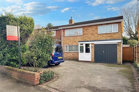 8 Brook Road, Stourbridge, DY8 1NH