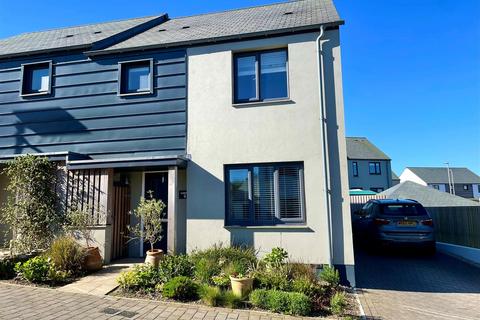3 bedroom semi-detached house for sale, Halwyn Avenue, Newquay TR8