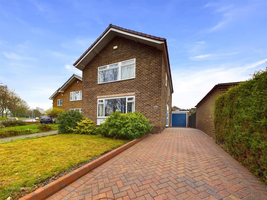 Weaverthorpe Road, Nottingham NG5 3 bed detached house for sale £325,000