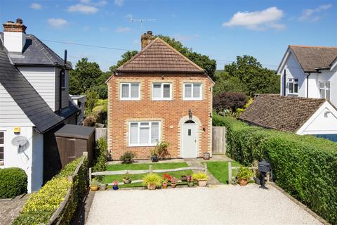 3 bedroom detached house for sale, Homestead Road, Edenbridge TN8